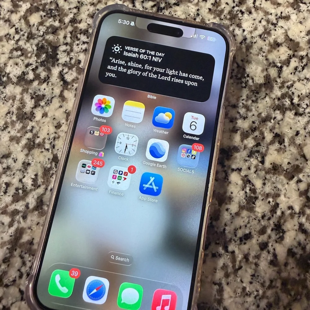 Pink iPhone 16 plus   Cracks on protector screen only